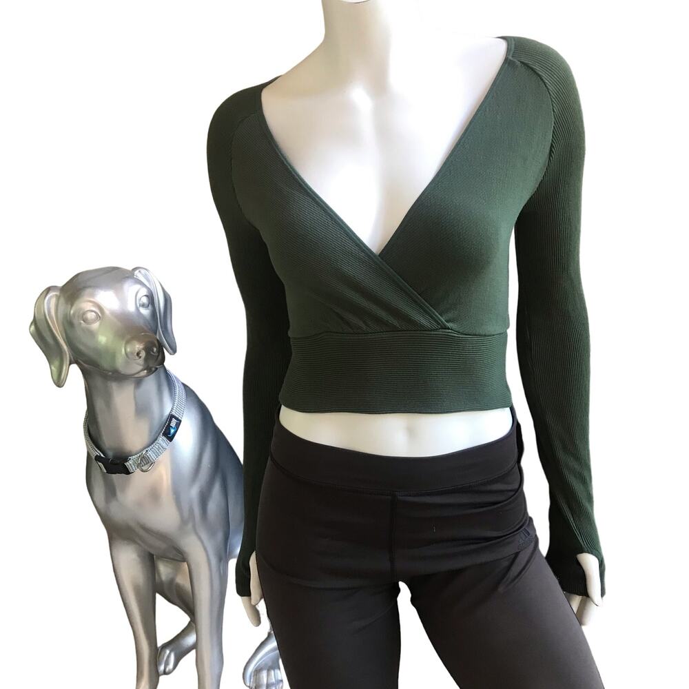 Balance Athletica Infinity Green Wrap Long Sleeve Top Thumbholes Women's Size S